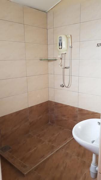 Rumah Teres 2-Tingkat untuk Disewa di BANDAR PUCHONG JAYA (Puchong) - Alex Yip - Bathroom - PropertyGuru.com.my