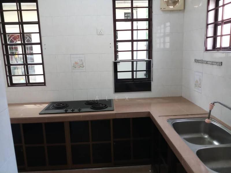 Rumah Teres 2-Tingkat untuk Disewa di BANDAR PUCHONG JAYA (Puchong) - Alex Yip - Kitchen - PropertyGuru.com.my
