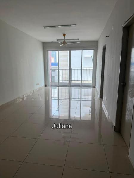 Kediaman Servis untuk Dijual di Pacific Place - Juliana Goh - Living Room - PropertyGuru.com.my