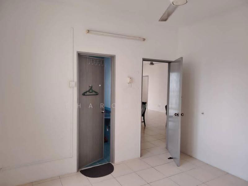 Kondominium untuk Dijual di Platinum Lake PV 10 - Sharon Mah - Interior - PropertyGuru.com.my