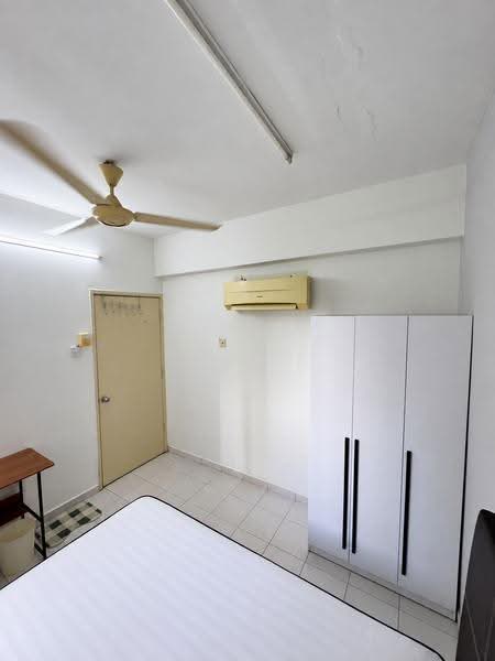 Condominium for Rent at Vista Komanwel B - CK Yee - Bedroom - PropertyGuru.com.my