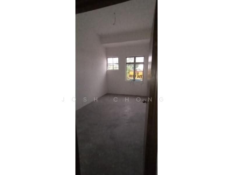Shop / Office for Sale in Bandar Rinching (Semenyih) - Josh Chong - Interior - PropertyGuru.com.my