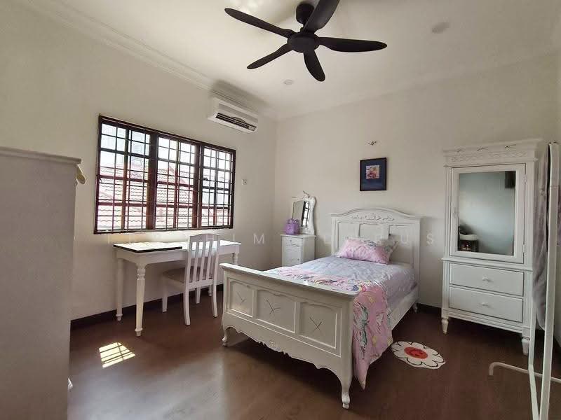 Rumah Berkembar untuk Dijual di Sungai Buloh (Selangor) - Ibrahim Iderus - Bedroom - PropertyGuru.com.my