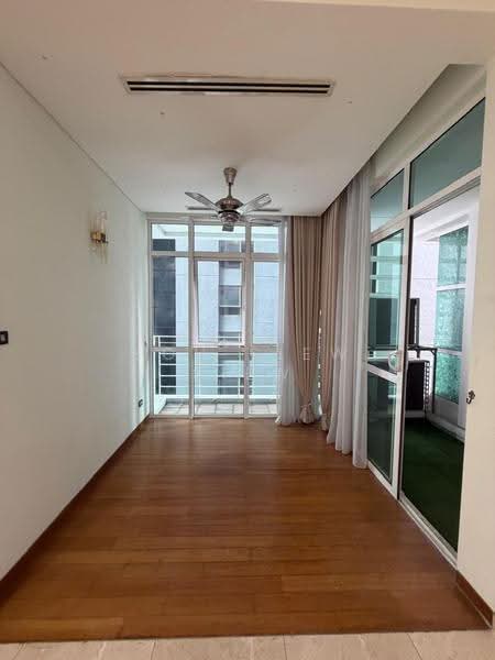 Kondominium untuk Disewa di The Pearl KLCC - Soh Siew Siew - Balcony - PropertyGuru.com.my