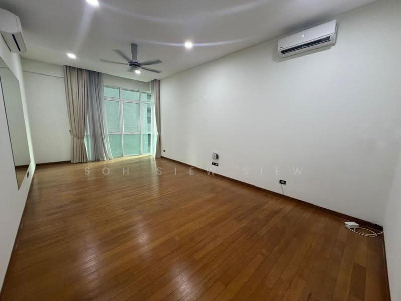 Kondominium untuk Disewa di The Pearl KLCC - Soh Siew Siew - Living Room - PropertyGuru.com.my