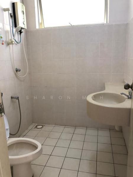 Condominium for Sale at Platinum Hill PV 5 - Sharon Mah - Bathroom - PropertyGuru.com.my