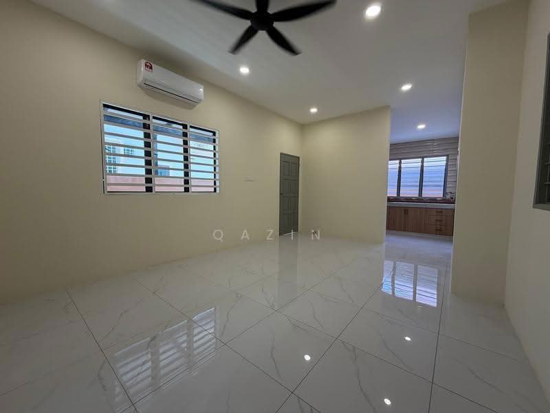 Semi-Detached House for Sale in Taman Kampar (Ipoh) - Qazin Khoo - Interior - PropertyGuru.com.my