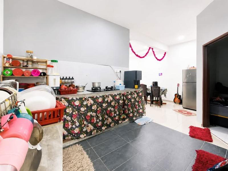Rumah Teres 1-Tingkat untuk Dijual di Taman Universiti (Skudai) - Chloe Lai - Kitchen - PropertyGuru.com.my