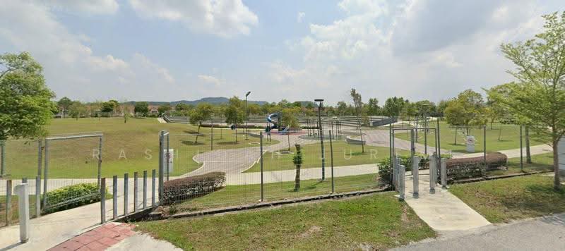 Cluster House for Sale in Puncak Alam (Selangor) - Rashidah Juremi - Exterior - PropertyGuru.com.my