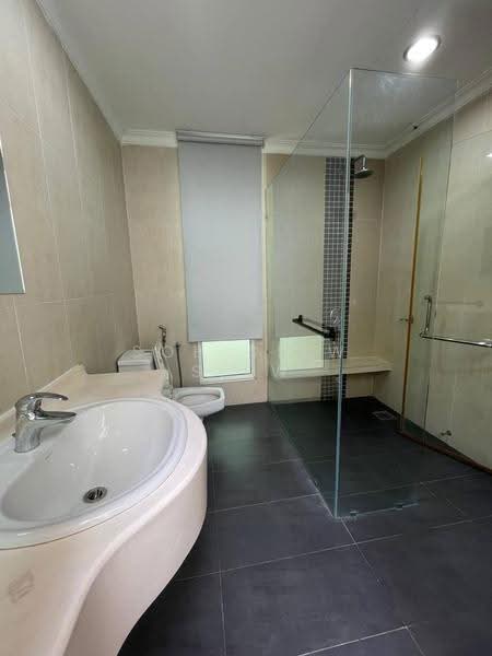 Semi-Detached House for Sale in Desa Parkcity (Kuala Lumpur) - Soh Siew Siew - Bathroom - PropertyGuru.com.my