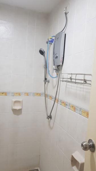 Kondominium untuk Disewa di Pelangi Utama - Carmen Yap - Bathroom - PropertyGuru.com.my