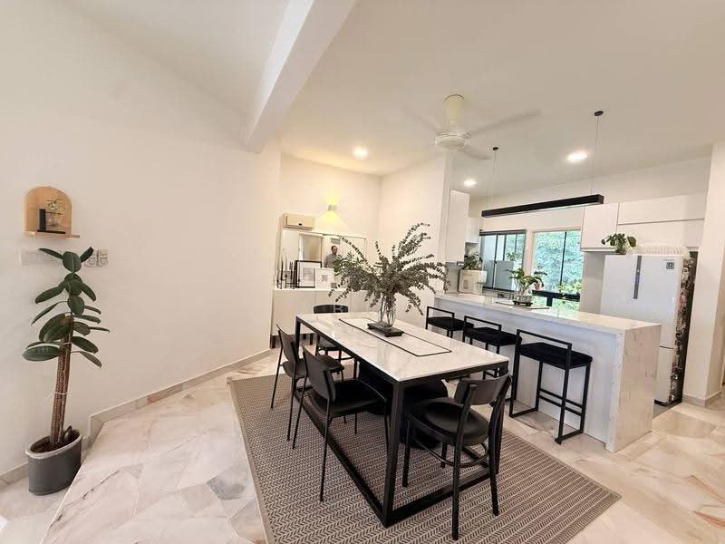 Pangsapuri untuk Dijual di Sri Kenangan - Abid Sabarudin - Dining Room - PropertyGuru.com.my