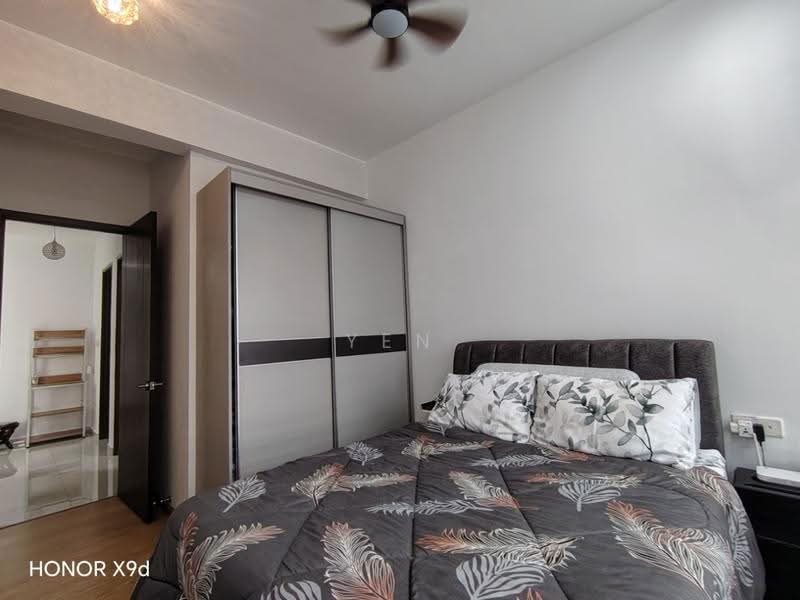 Condominium for Sale at Amberside @ Country Garden Danga Bay - Yen Ma - Bedroom - PropertyGuru.com.my