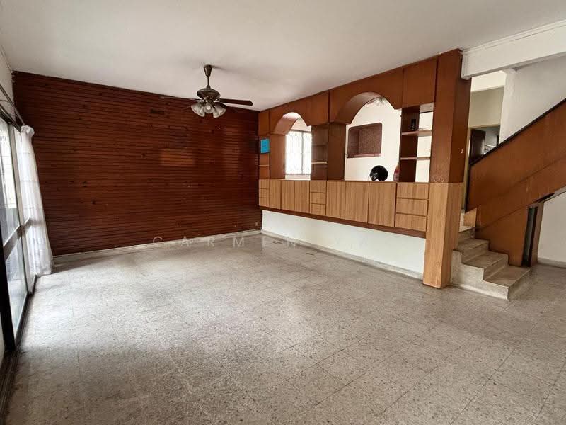 2-storey Terraced House for Rent in SS2 (Petaling Jaya) - Carmen Yap - Living Room - PropertyGuru.com.my
