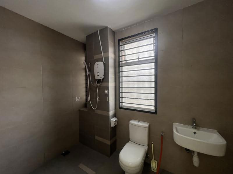 2-storey Terraced House for Rent in Bandar Rimbayu (Telok Panglima Garang) - Miki You - Bathroom - PropertyGuru.com.my