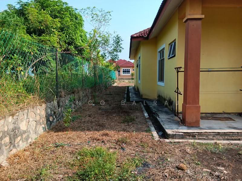 Bungalow House for Rent in Idaman Villa (Labu) - Tango Balraj - Exterior - PropertyGuru.com.my