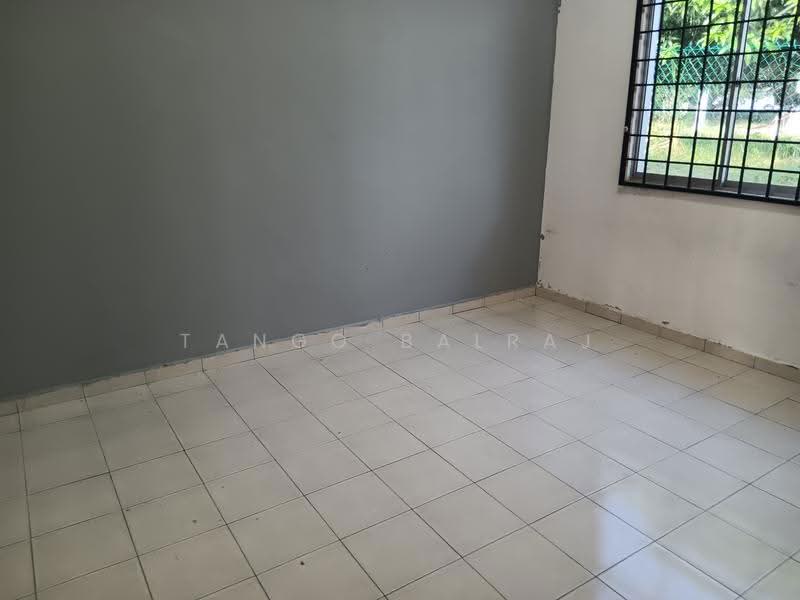 Bungalow House for Rent in Idaman Villa (Labu) - Tango Balraj - Interior - PropertyGuru.com.my