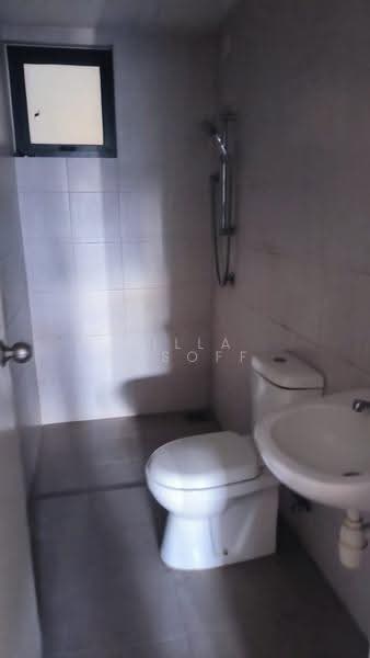 Kediaman Servis untuk Disewa di Sensory Residence @ Southville City - DILLA YUSOFF - Bathroom - PropertyGuru.com.my