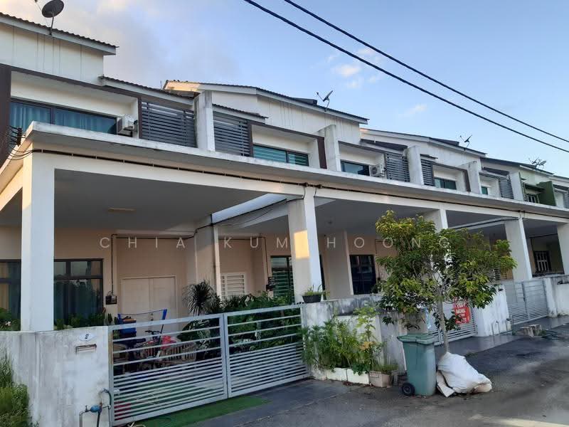 Rumah Teres 2-Tingkat untuk Dijual di Bandar Indera Mahkota (Kuantan) - CHIA KUM HOONG - Exterior - PropertyGuru.com.my