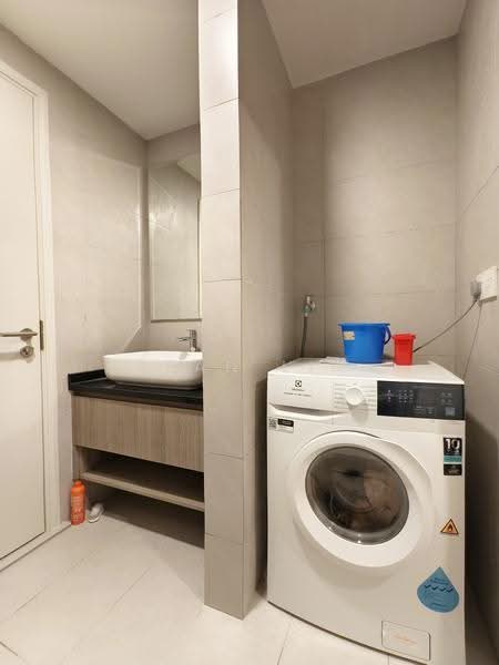 Kediaman Servis untuk Disewa di The Atrium - Sean Lim - Bathroom - PropertyGuru.com.my