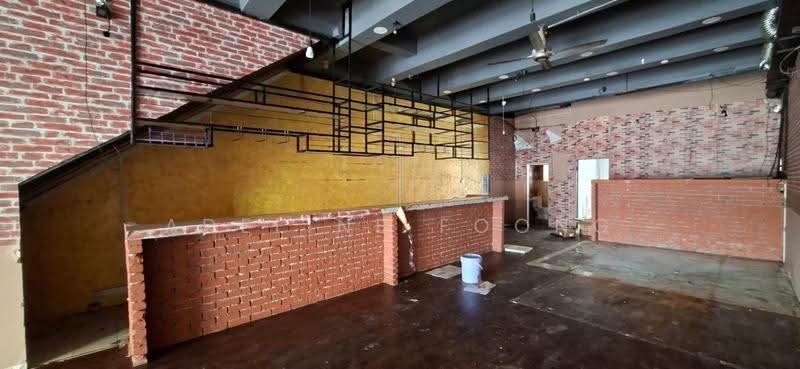 Shop for Rent in Port Klang (Pelabuhan Klang) (Selangor) - Adeline Foong - Interior - PropertyGuru.com.my