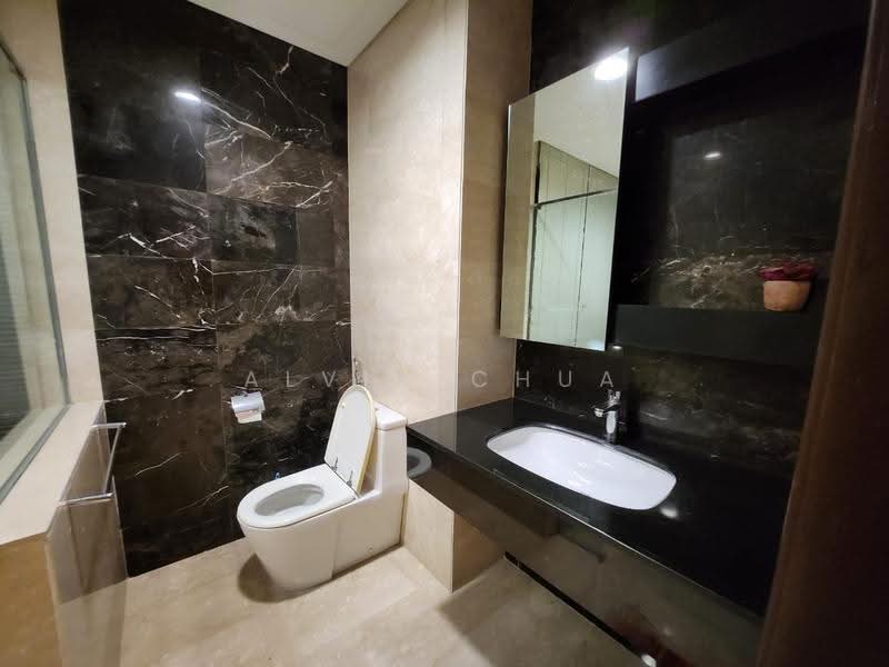 Condominium for Sale at Hampshire Residences - Alvin Chua - Bathroom - PropertyGuru.com.my