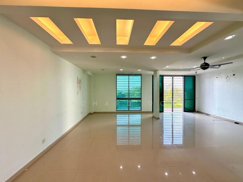 Semi-Detached House for Sale in Bandar Country Homes (Rawang) - Richard Ooi - Living Room - PropertyGuru.com.my