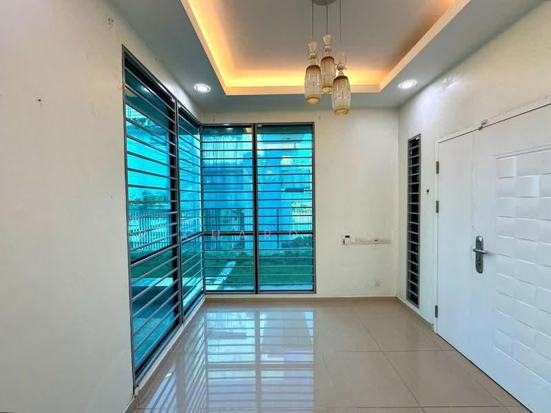 Semi-Detached House for Sale in Bandar Country Homes (Rawang) - Richard Ooi - Entrance - PropertyGuru.com.my
