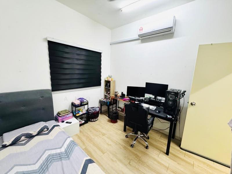 Condominium for Rent at Lakefront Homes - Angely Lau - Bedroom - PropertyGuru.com.my