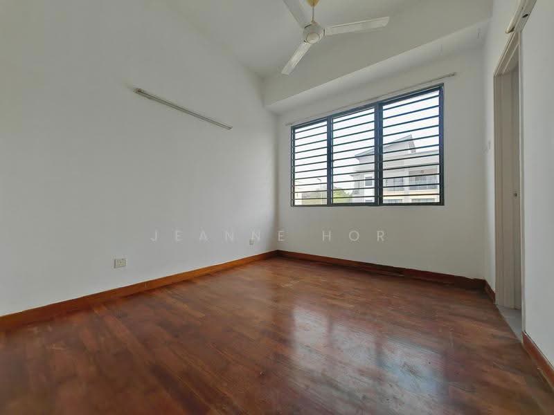 Townhouse for Sale in 16 Sierra (Puchong) - Jeanne Hor - Bedroom 3 - PropertyGuru.com.my