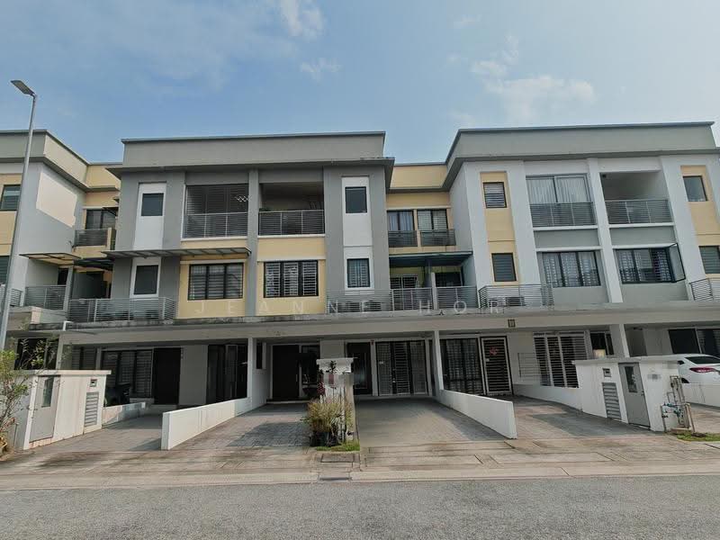 Townhouse for Sale in 16 Sierra (Puchong) - Jeanne Hor - Exterior - PropertyGuru.com.my