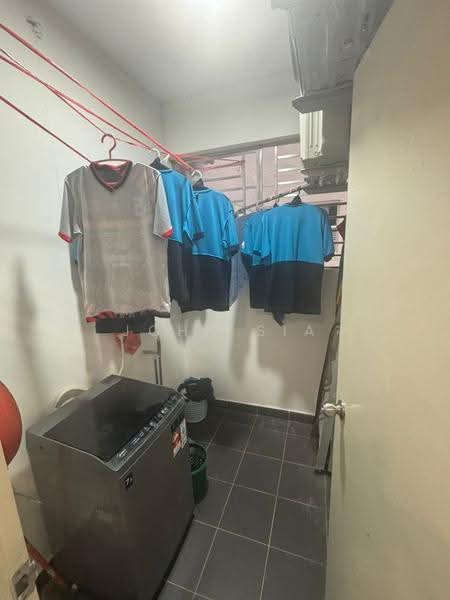 Kediaman Servis untuk Dijual di D'Putra Suites - John Sia - Interior - PropertyGuru.com.my