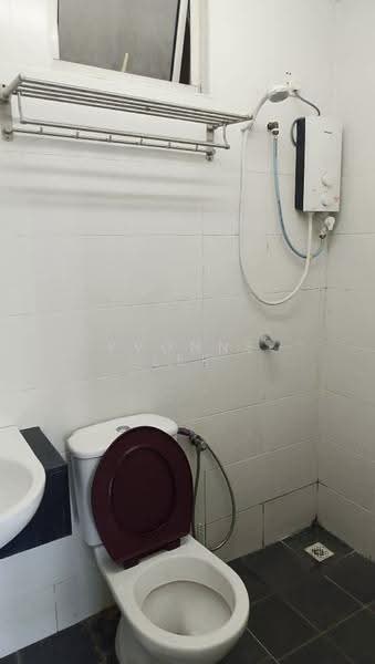 Condominium for Rent at Kelisa Heights - Yvonne Lee - Bathroom - PropertyGuru.com.my