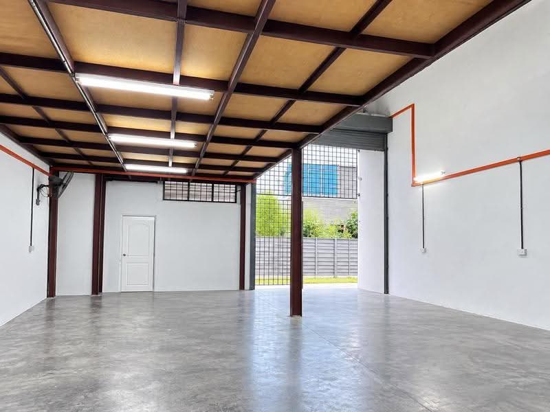 Terrace Factory for Sale in Taman Daya (Johor Bahru) - Carson . - Interior - PropertyGuru.com.my