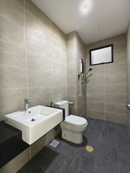 Kondominium untuk Dijual di Legend Heights - Sean Lim - Bathroom - PropertyGuru.com.my