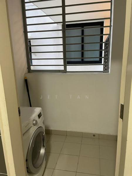 Kondominium untuk Disewa di Lakeville Residence - Jet Tan - Interior - PropertyGuru.com.my