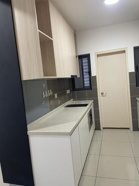 Kondominium untuk Disewa di Lakeville Residence - Jet Tan - Kitchen - PropertyGuru.com.my