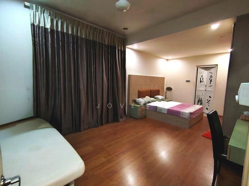Rumah Berkembar untuk Dijual di Taman Setia Indah (Tebrau) - Jovel Lim - Bedroom - PropertyGuru.com.my