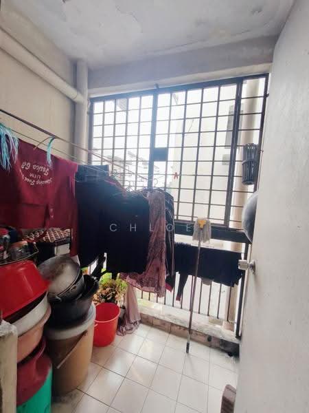 Kondominium untuk Dijual di Selesa Puteri Condominium - Chloe Lai - Balcony - PropertyGuru.com.my
