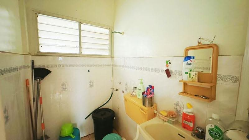 Kondominium untuk Dijual di Selesa Puteri Condominium - Chloe Lai - Bathroom - PropertyGuru.com.my