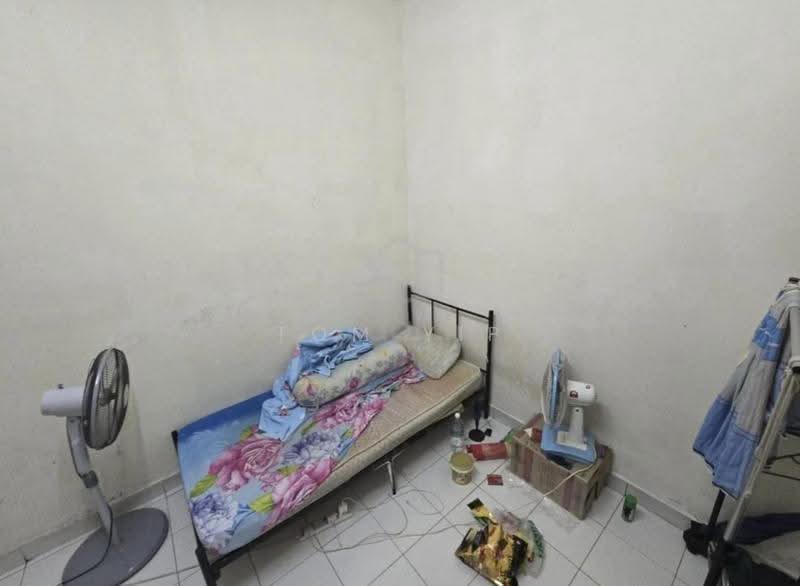 2-storey Terraced House for Sale in Desa Coalfields (Sungai Buloh) - Tom Yip - Bedroom - PropertyGuru.com.my