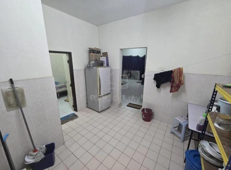 2-storey Terraced House for Sale in Desa Coalfields (Sungai Buloh) - Tom Yip - Kitchen - PropertyGuru.com.my