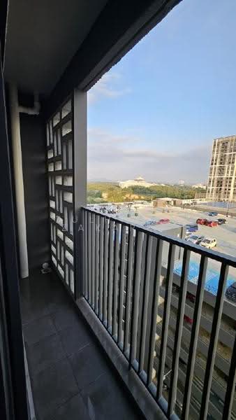 Kediaman Servis untuk Disewa di Casa Embun - Zulhilmi Zakaria - Balcony - PropertyGuru.com.my