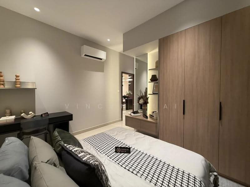 Service Residence for Sale at Paragon Suites @ CIQ - Vincent Lai - Bedroom - PropertyGuru.com.my