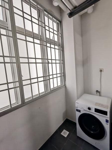 Kondominium untuk Dijual di M Condominium @ Larkin - Carson . - Interior - PropertyGuru.com.my