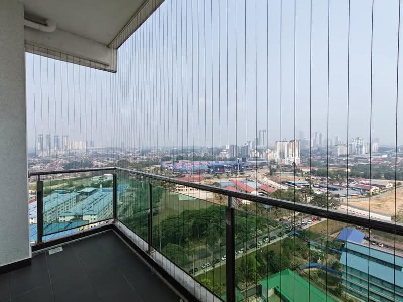 Kondominium untuk Dijual di M Condominium @ Larkin - Carson . - Balcony - PropertyGuru.com.my