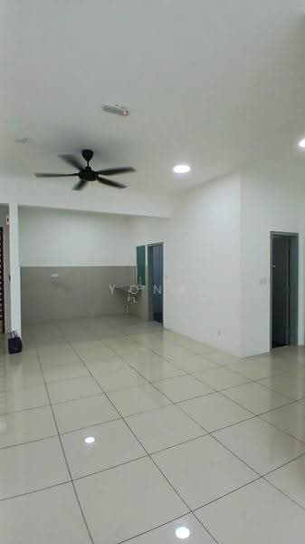 Kediaman Servis untuk Disewa di Palm Garden - Yong Soo Kee - Living Room - PropertyGuru.com.my