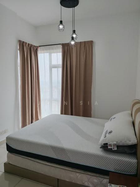 Service Residence for Sale at Skysuites @ Meldrum Hills - John Sia - Bedroom - PropertyGuru.com.my