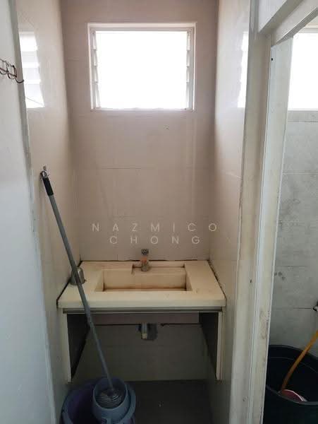 Shop / Office untuk Dijual di Taman Desa (Kuala Lumpur) - Nazmico Chong - Interior - PropertyGuru.com.my
