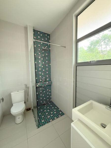 Bungalow House for Rent in Nilai (Negeri Sembilan) - Norlela Abdul Rahman - Bathroom - PropertyGuru.com.my